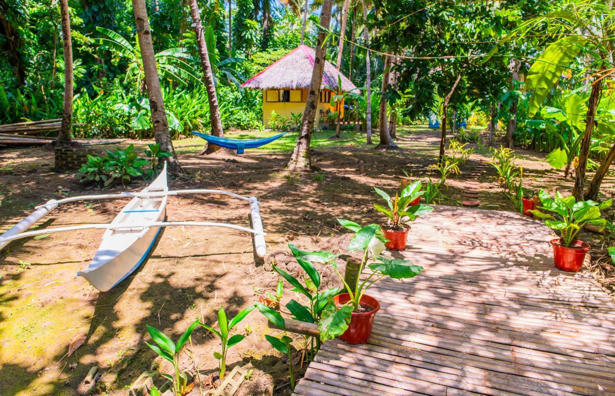 Water To Forest Bed & Breakfast *